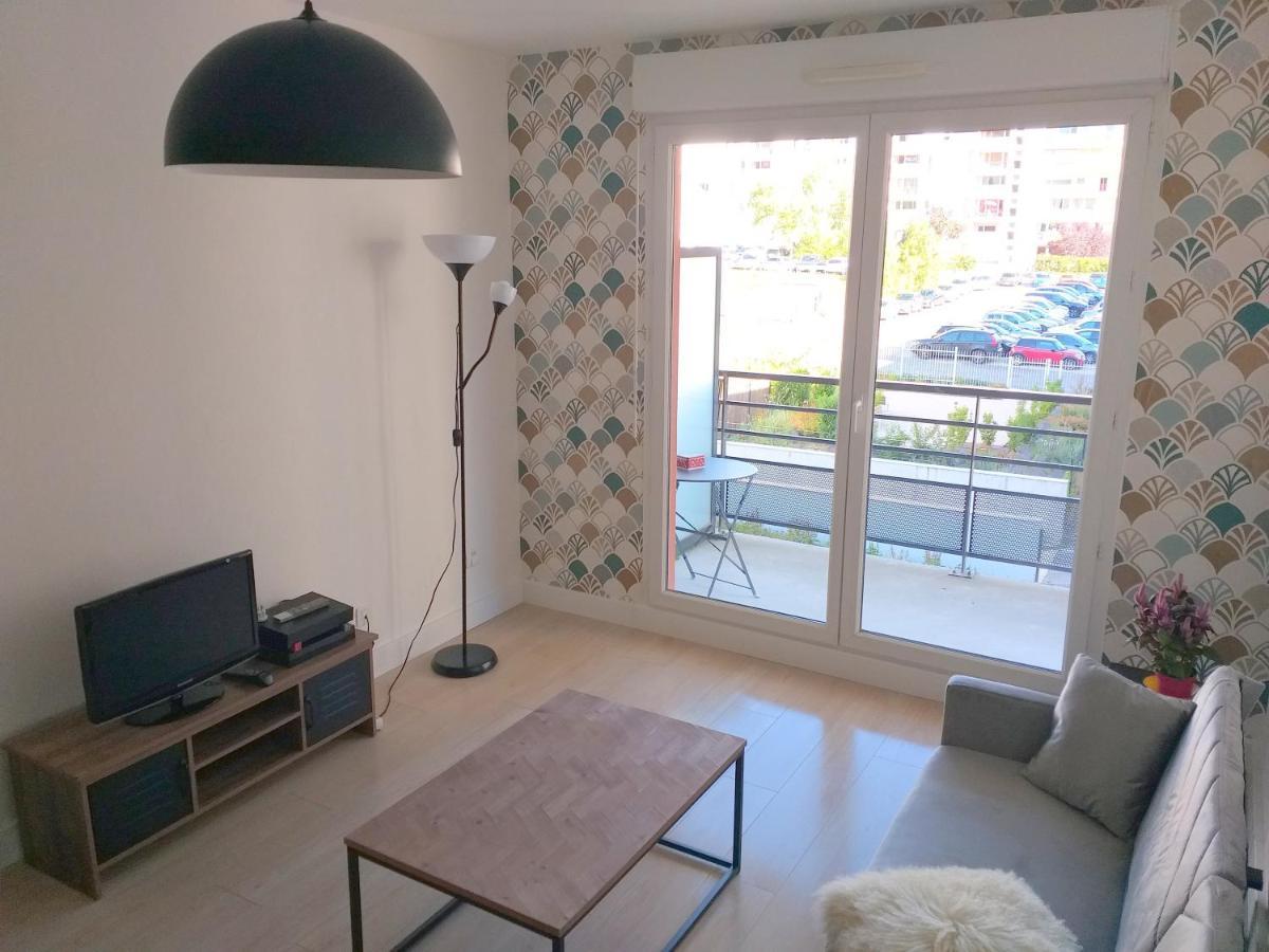 Le Savoie Appartement 2 Chambres 3 Couchages ,Balcon Et Parking Prive Bellegarde-sur-Valserine Exteriör bild